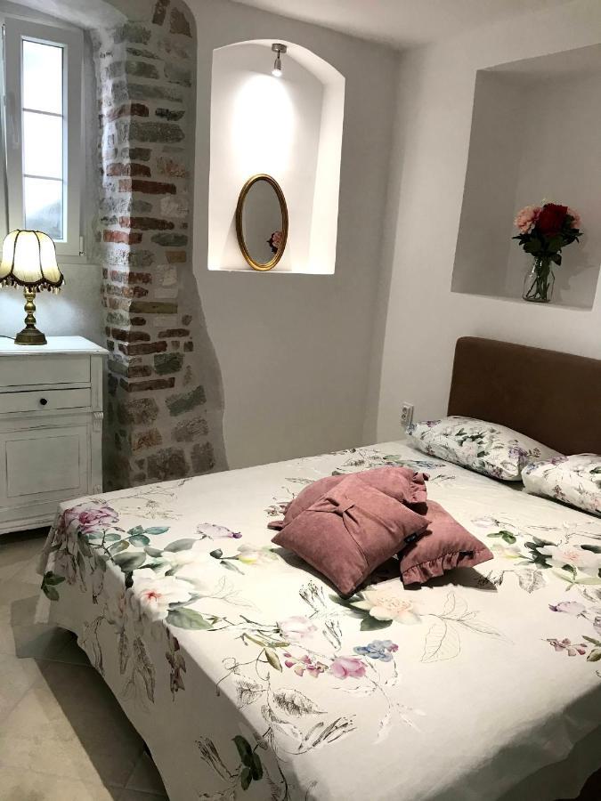New Renovated Old Town Martiva Apartment Kotor Bagian luar foto
